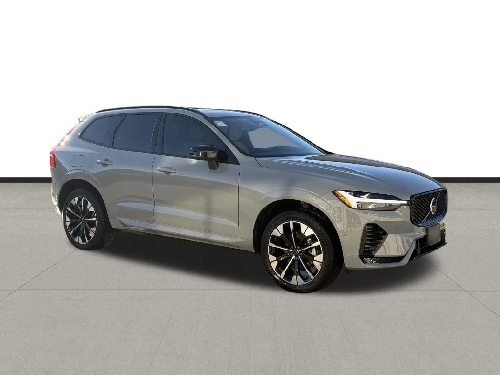 New 2026 Vapour Grey Volvo Plus image 3