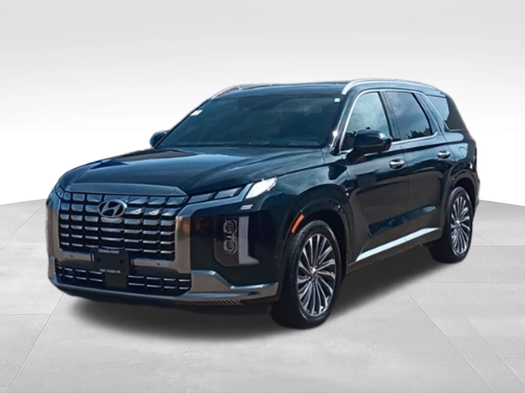 Used 2024 Robust Emerald Hyundai Calligraphy image 3