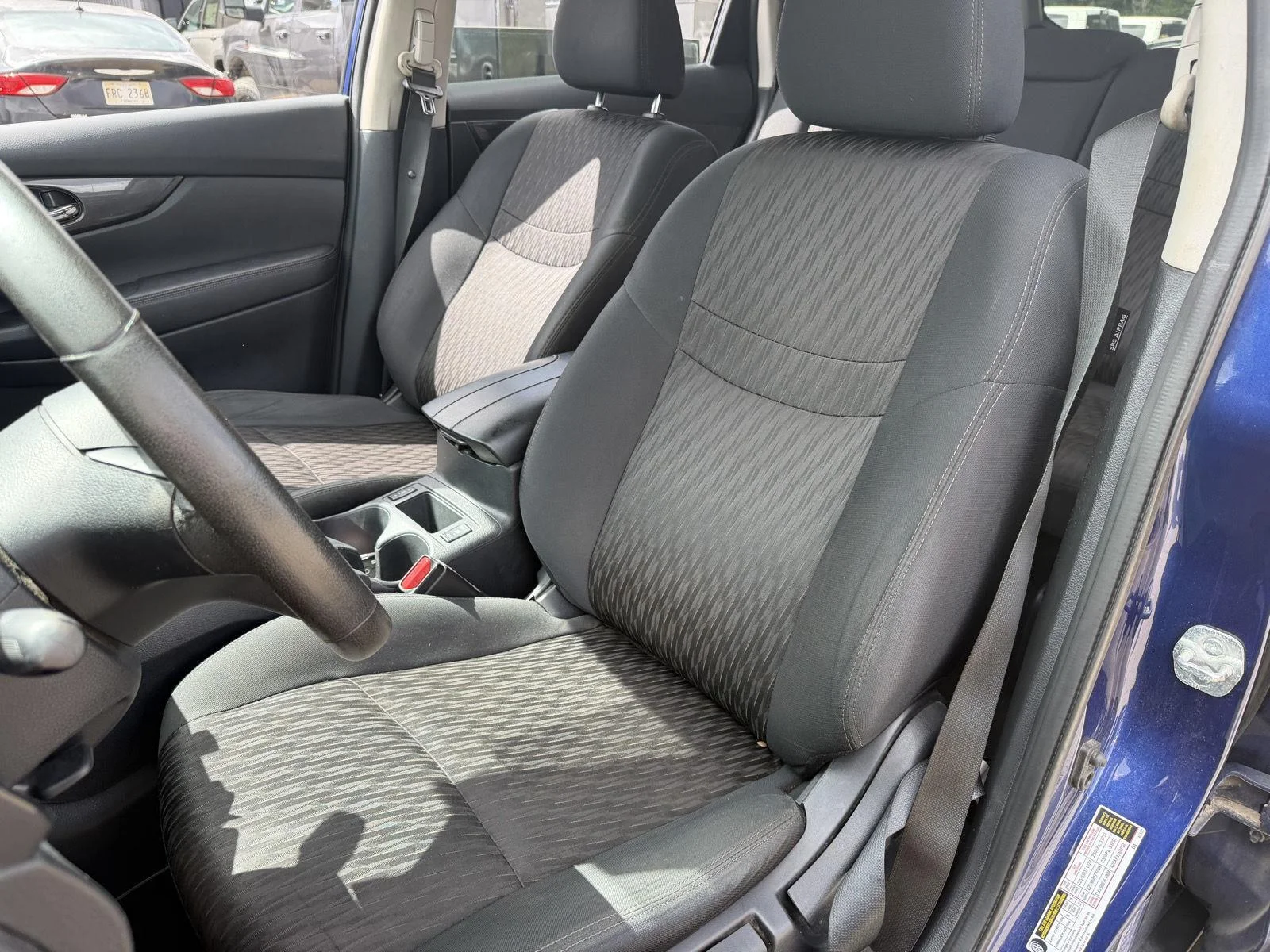 Used 2019 Caspian Blue Metallic Nissan S image 17