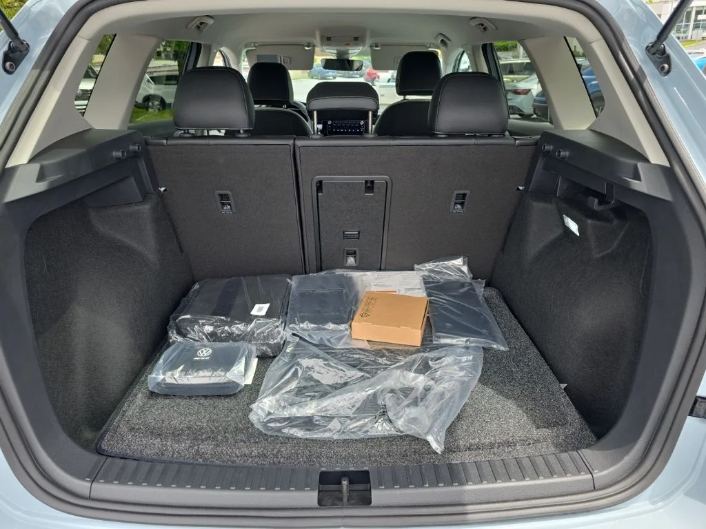 New 2026 Monument Gray Volkswagen 1.5T SE image 29