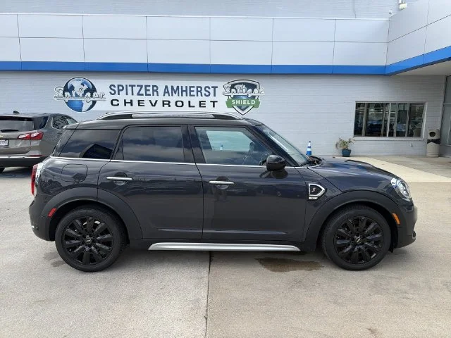 Used 2017 Gray MINI Base image 18