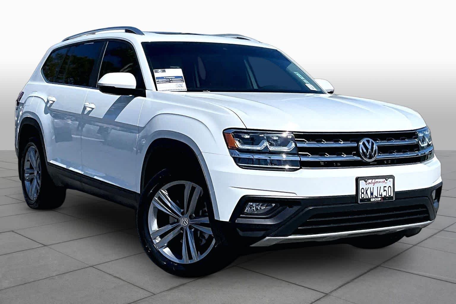 Used 2019 Volkswagen Atlas  with VIN 1V2WR2CA8KC571784 for sale in Newport Beach, CA