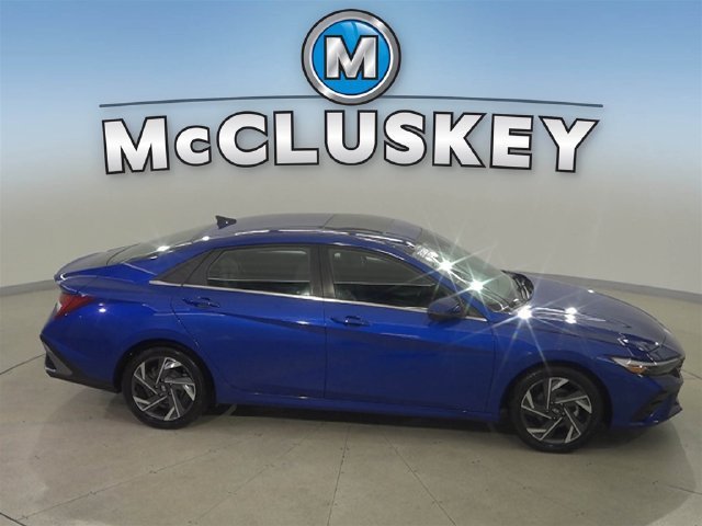 2024 Hyundai Elantra Limited - Photo 12