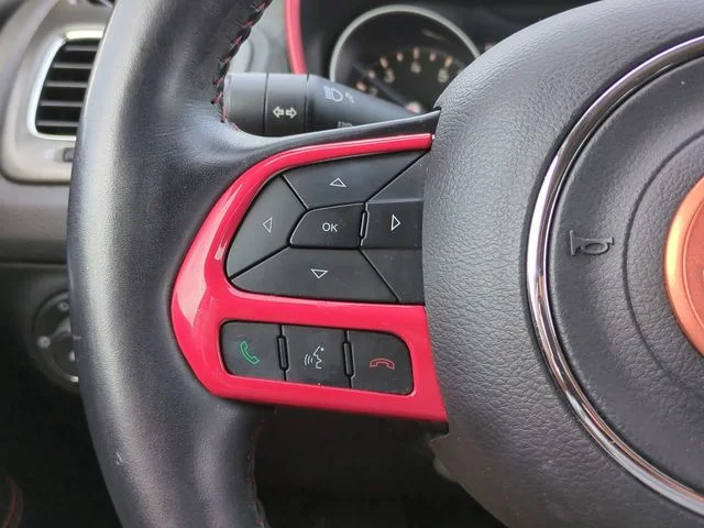 Used 2018 Black Jeep Trailhawk image 25
