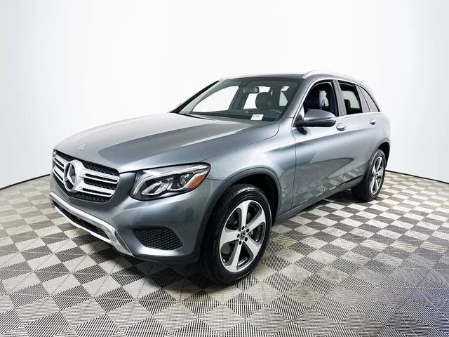 Pre-Owned 2017 Mercedes-Benz GLC 300