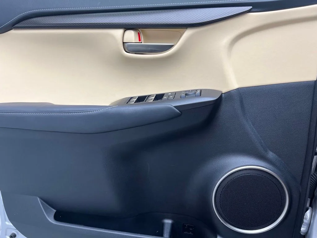 Used 2019 Silver Lexus 300 Base image 21