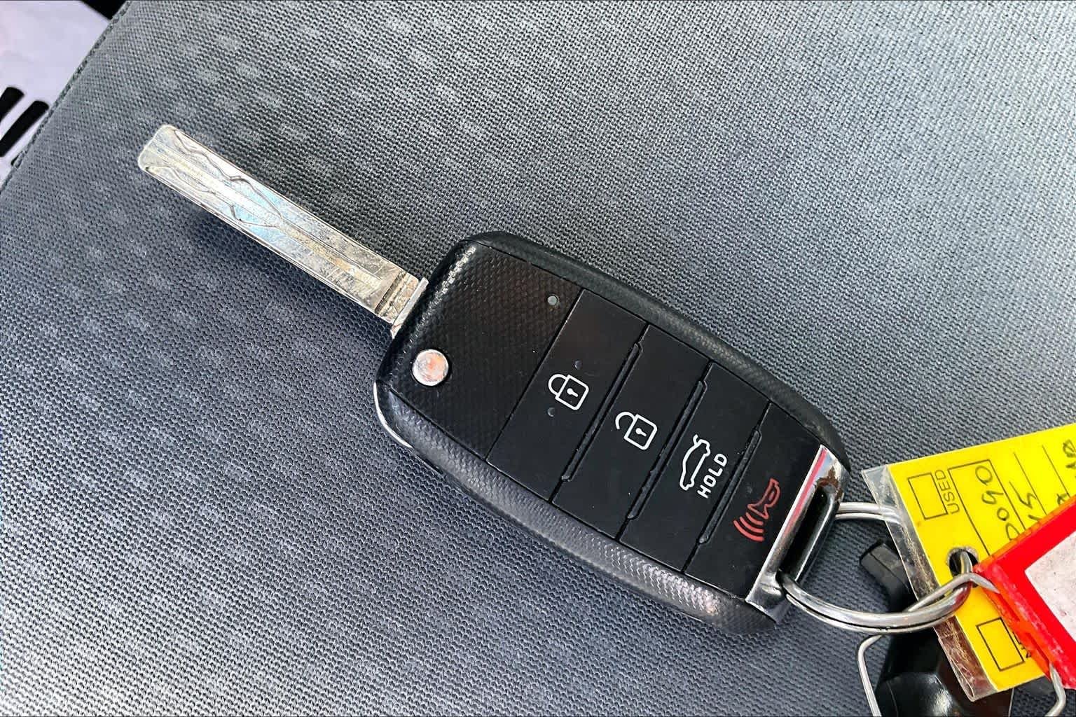 Used 2015 Sparkling Silver Kia LX image 15