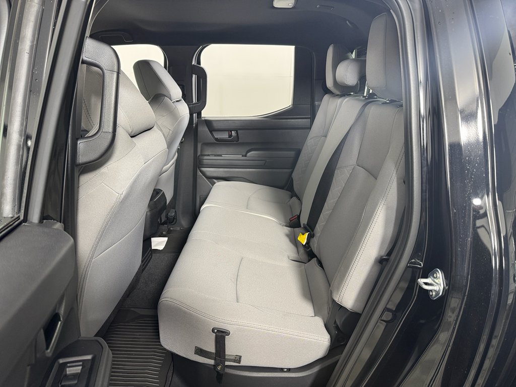 2025 Toyota Tacoma SR5 - Photo 21