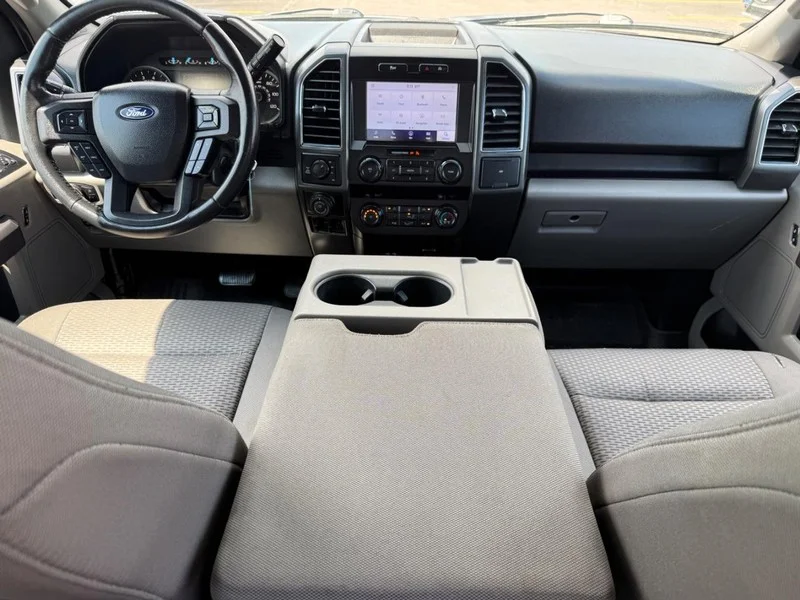 Certified Used 2020 Magnetic Metallic Ford XLT image 12