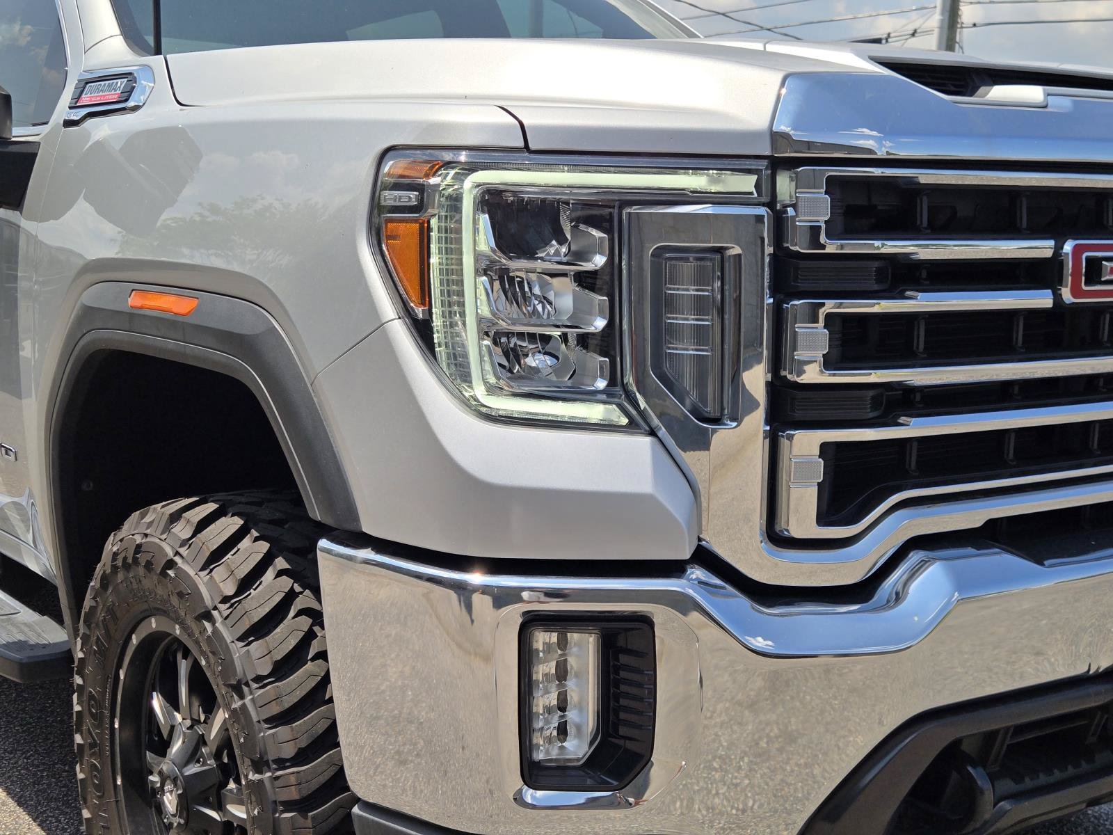 Used 2022 Quicksilver Metallic GMC SLT image 4