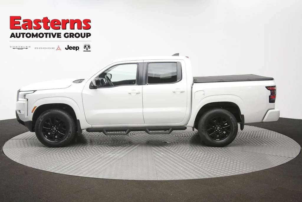 Used 2023 White Nissan SV image 55