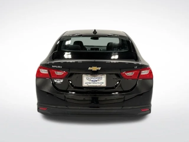 Used 2025 Black Chevrolet LT image 9
