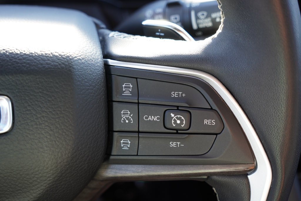 Used 2024 Gray Jeep 4xe image 36