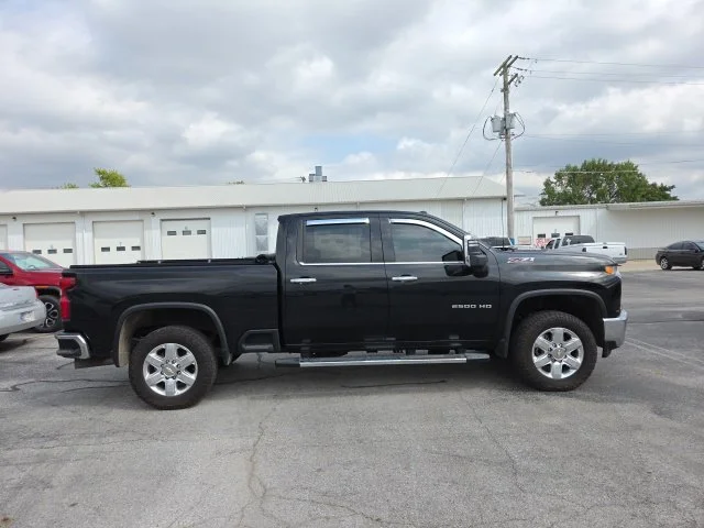 Used 2022 Black Chevrolet LTZ image 5