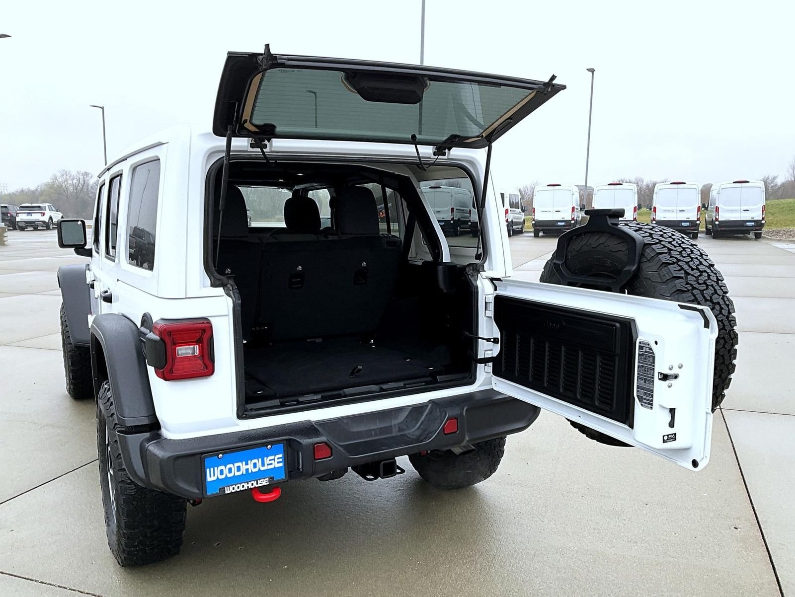 Used 2025 White Jeep Rubicon image 22