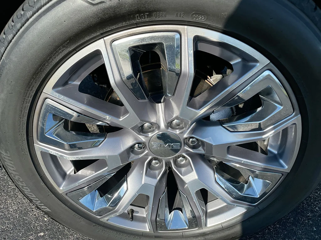 Used 2022 SUMMIT WHITE GMC Denali image 34