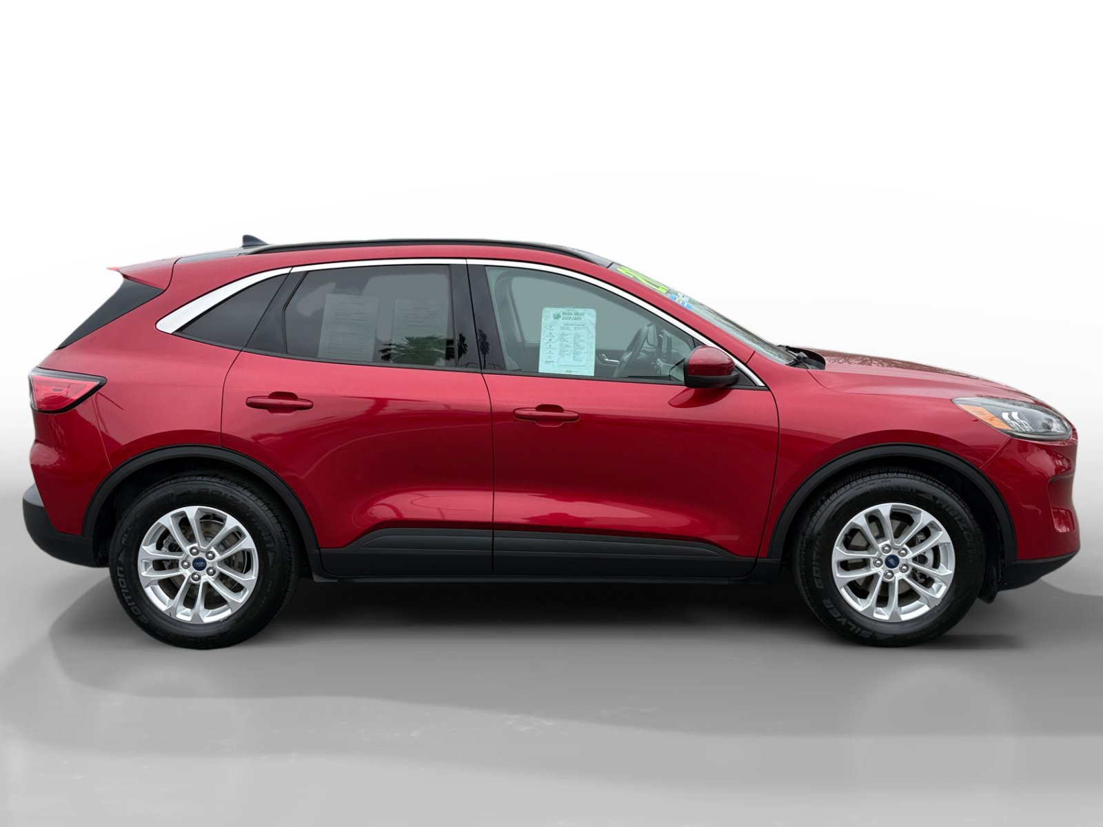 Used 2020 Red Metallic Ford SE image 6