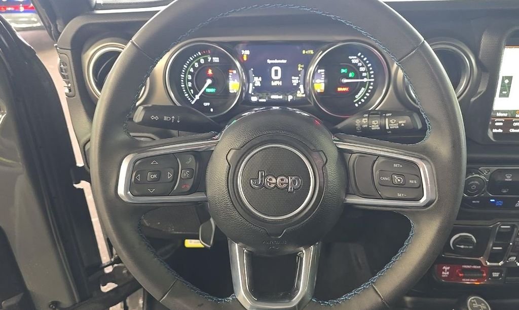 Used 2023 Gray Jeep Rubicon 4xe image 9