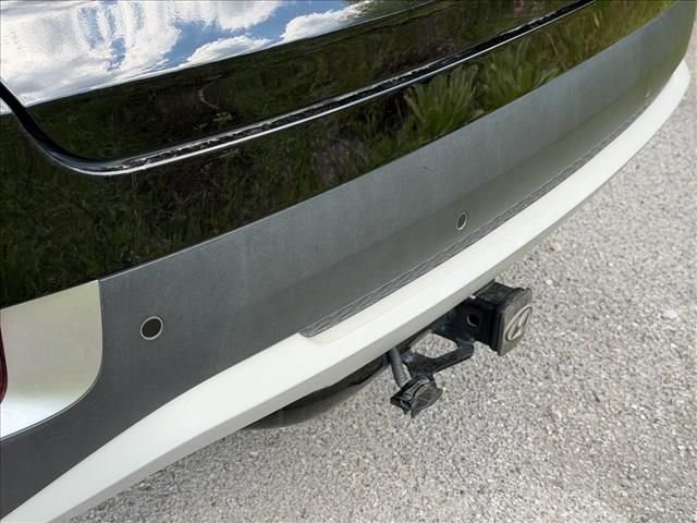 Used 2022 Black Hyundai SEL image 12