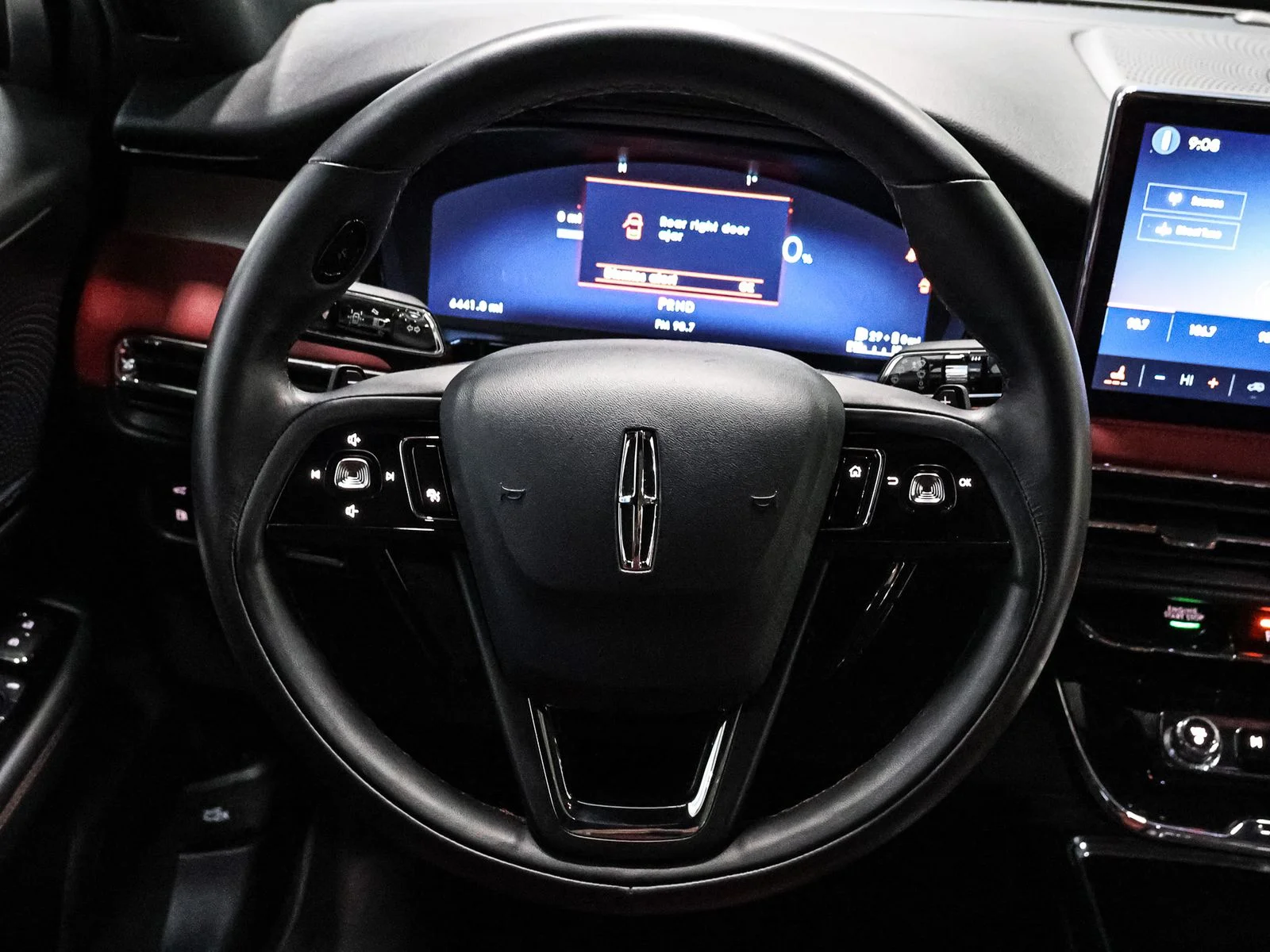 Certified Used 2025 White Lincoln Grand Touring image 34