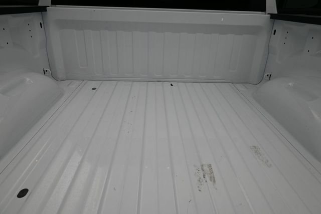 Used 2022 White Ram Laramie image 19