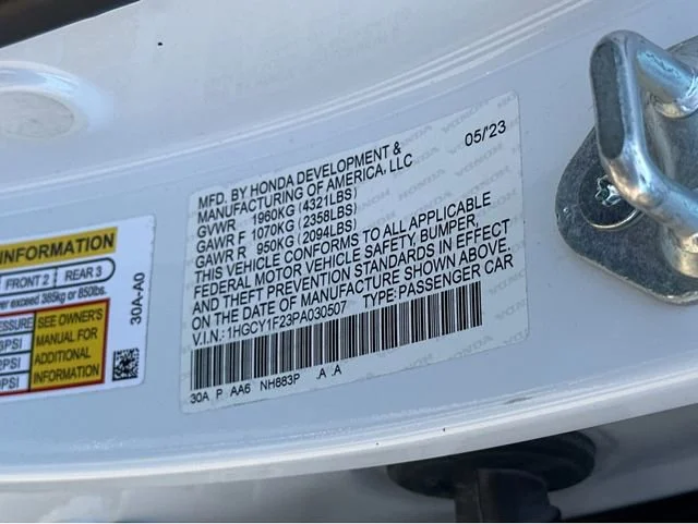 Used 2023 White Honda LX image 33