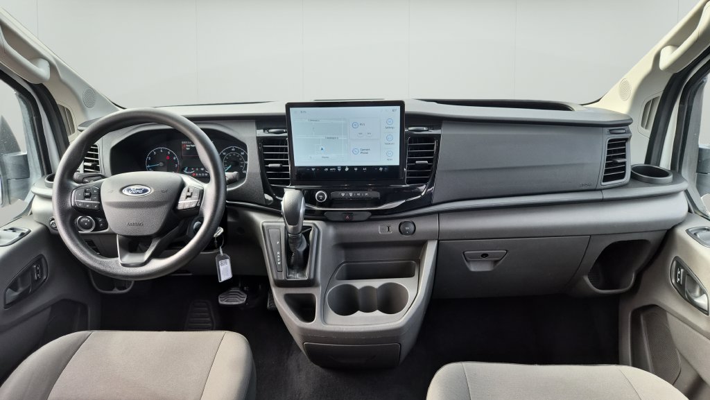 Used 2023 White Ford XLT image 10