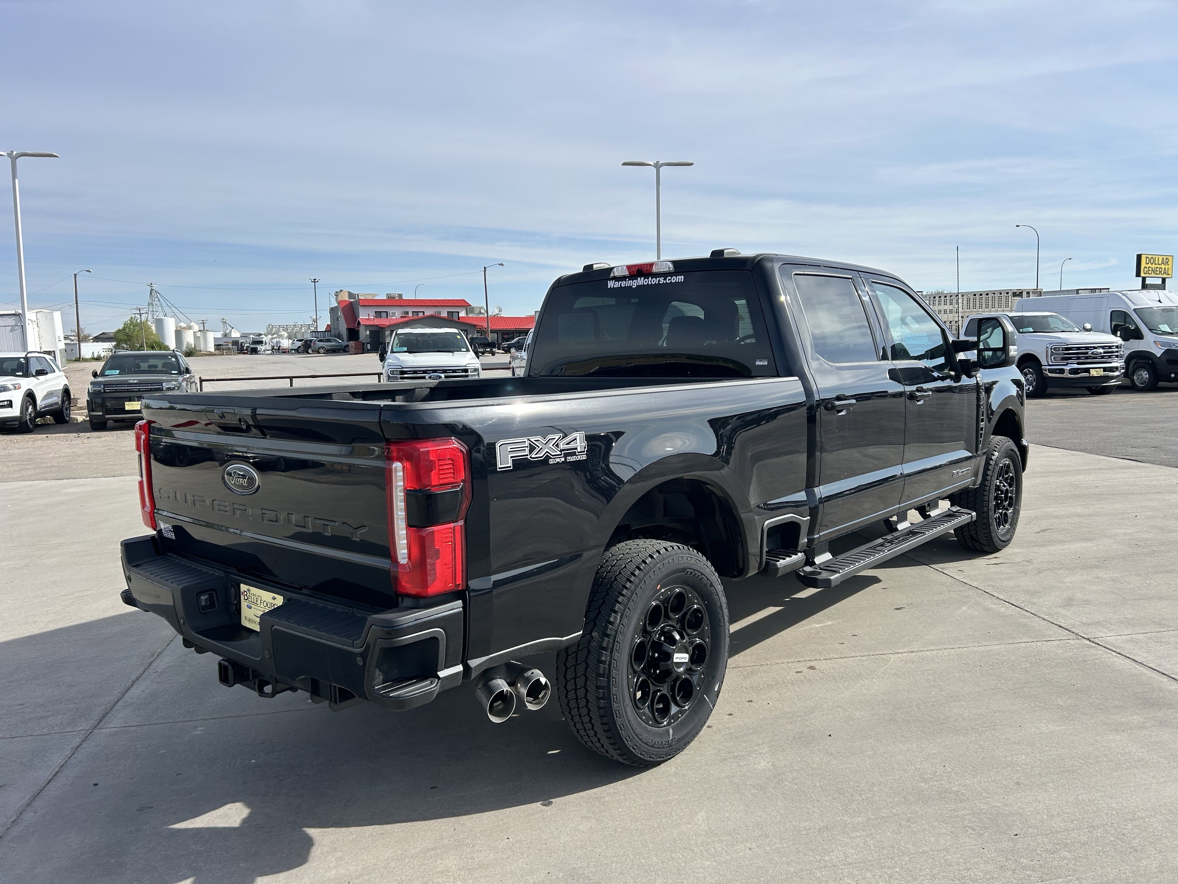 New 2026 AGATE BLACK Ford XLT image 3