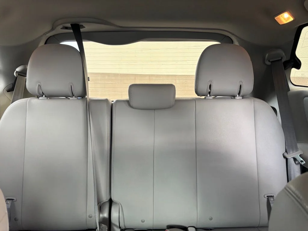 Used 2017 Predawn Gray Mica Toyota XLE image 32