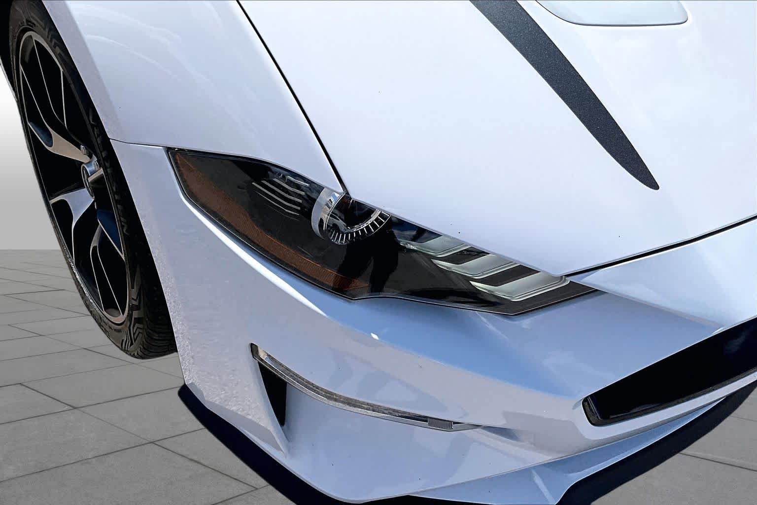 Used 2020 Oxford White Ford EcoBoost image 24