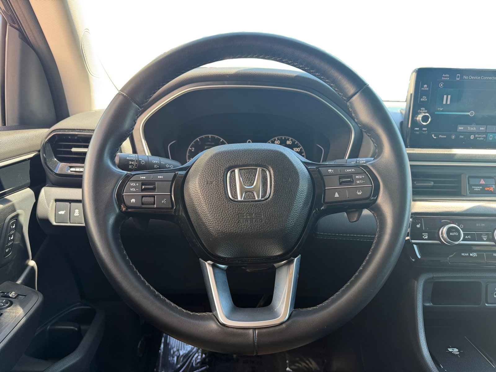 2023 Honda Pilot EX-L - Photo 10