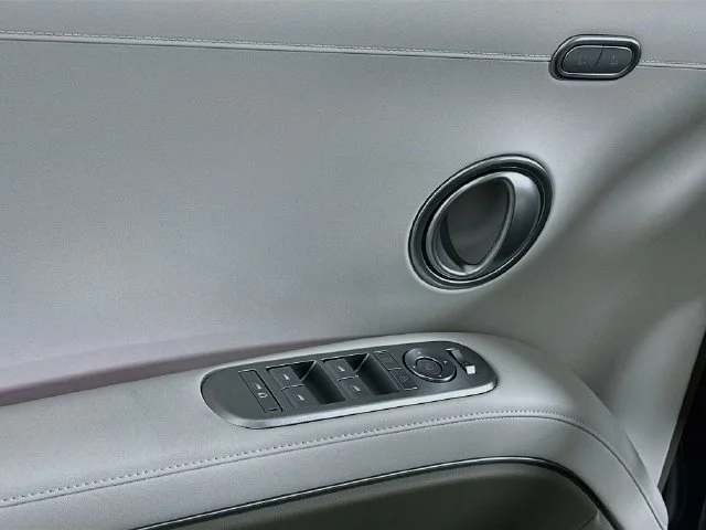 New 2027 Gray Hyundai SEL image 10