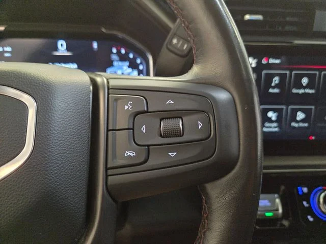 Used 2024 White GMC AT4X image 25