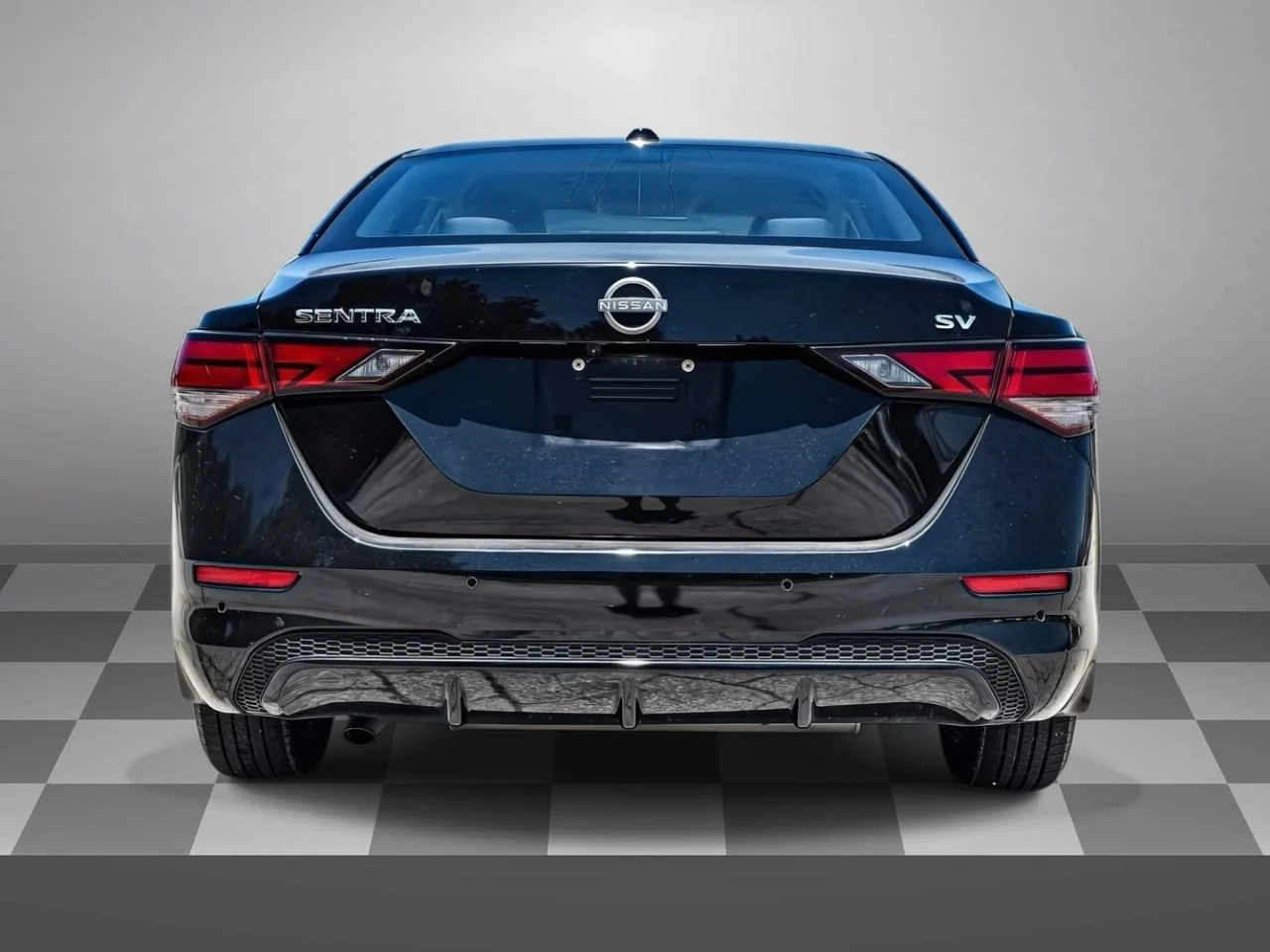 Used 2024  Nissan SV image 4