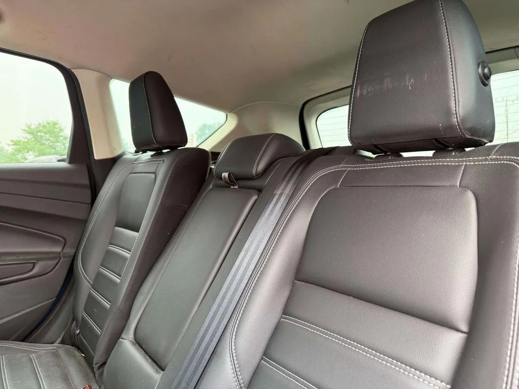 Used 2019 Blue Ford SEL image 10