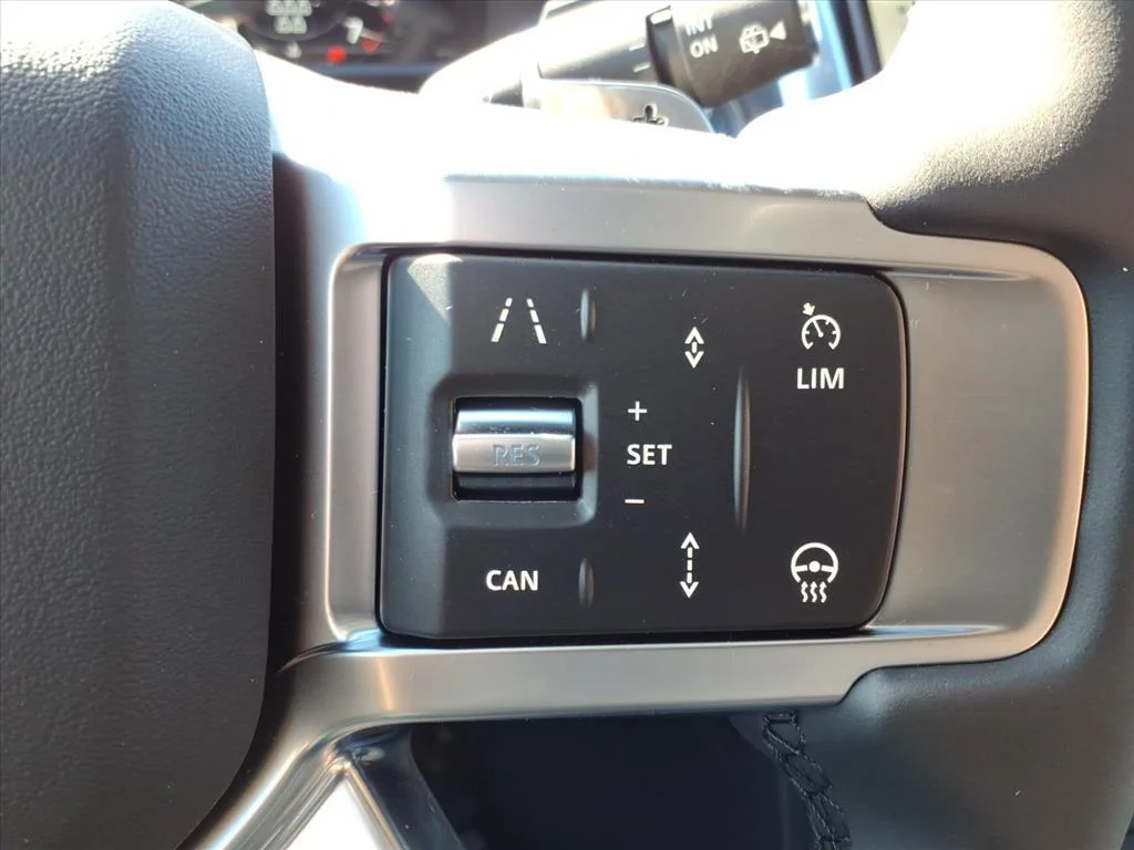 2026 Land Rover Discovery Gemini Edition - Photo 14