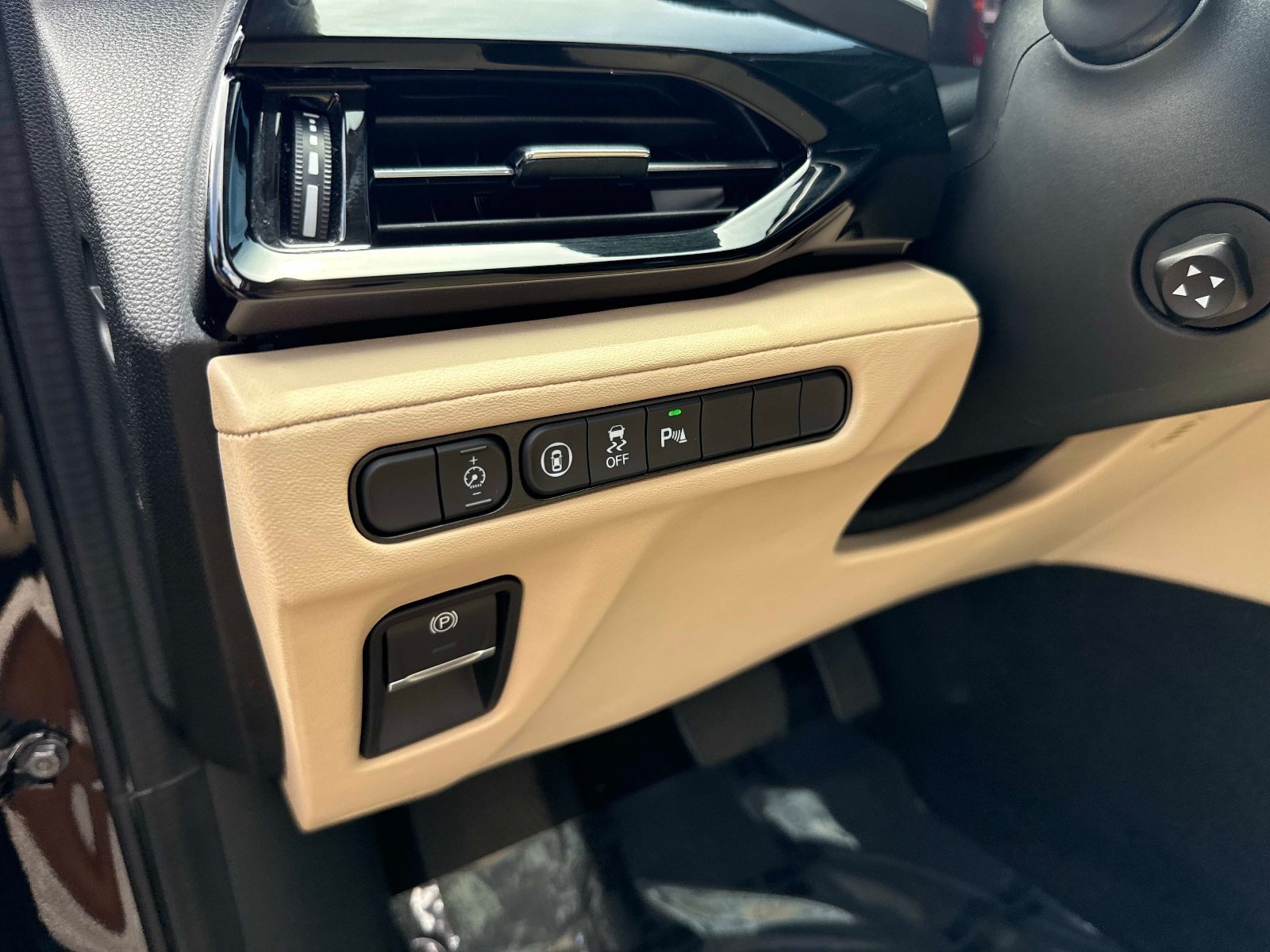 Used 2023 Majestic Black Pearl Acura w/Technology Package image 20