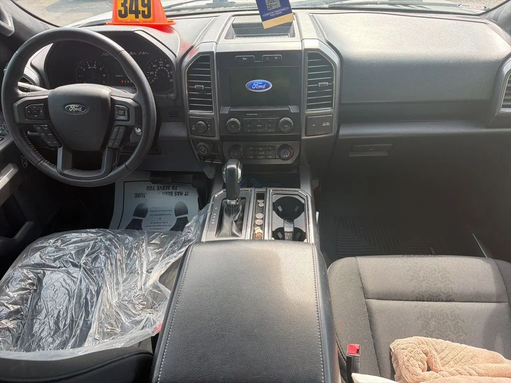 Used 2020 White Ford XLT image 9