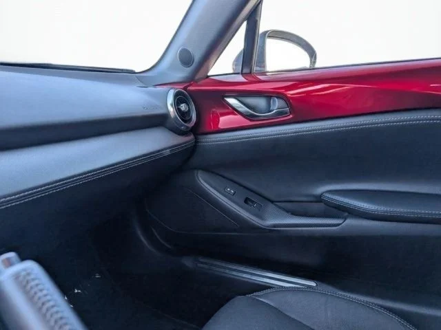 Used 2023 Red Mazda Grand Touring image 13