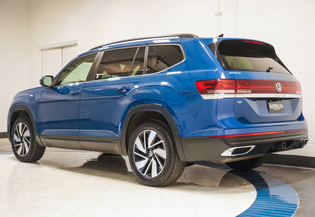 Used 2026 Blue Volkswagen SE w/Technology image 29