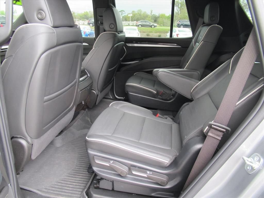 2025 Cadillac Escalade Premium Luxury - Photo 37