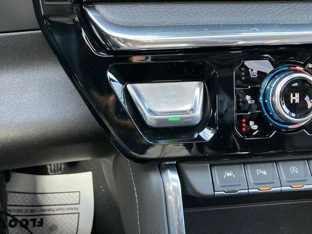 New 2026 Glacier White Tricoat GMC Denali image 24