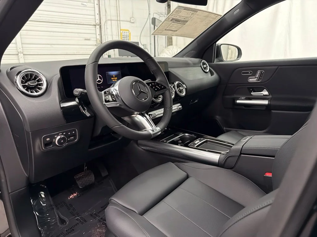 New 2026 Black Mercedes-Benz GLA 250 image 13