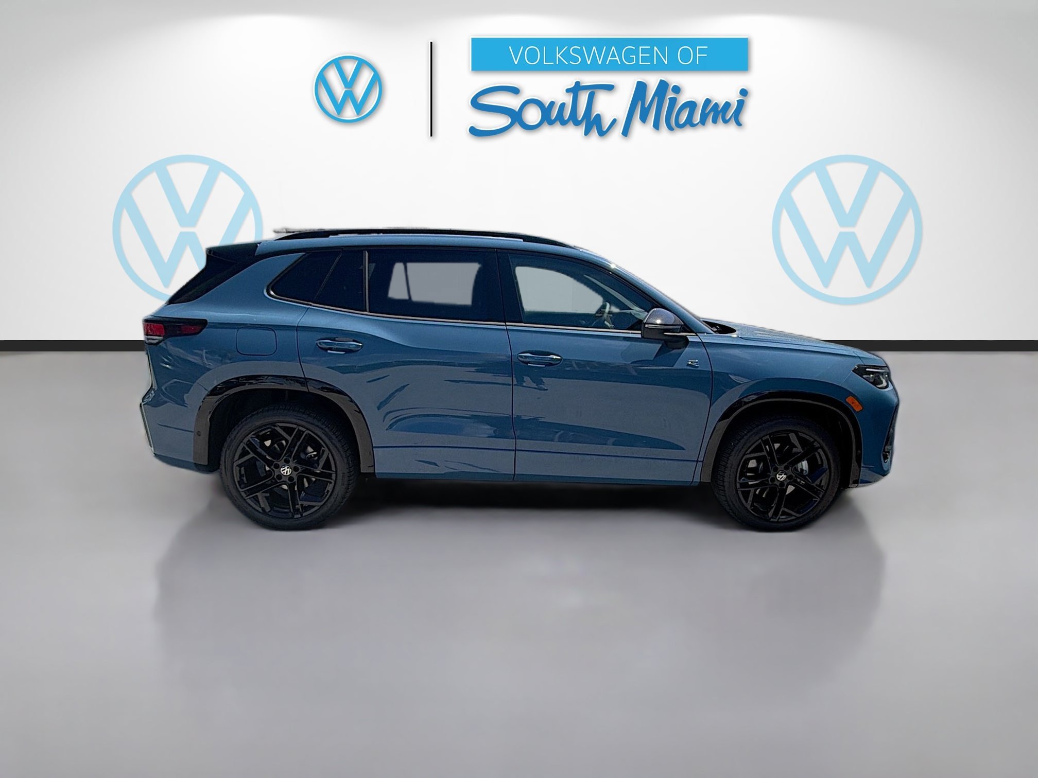 New 2026 Blue Volkswagen SE R-Line Black image 8