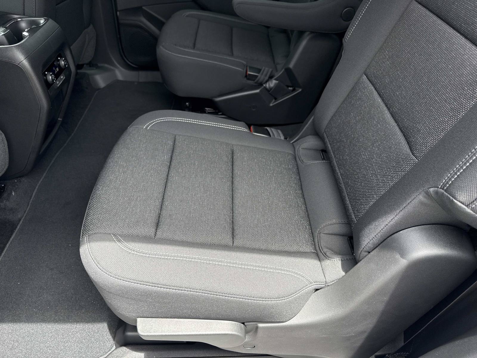 2026 Chevrolet Traverse LT - Photo 10