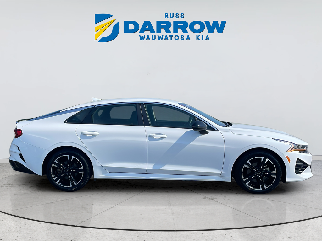 Used 2023 White Kia GT-Line image 6