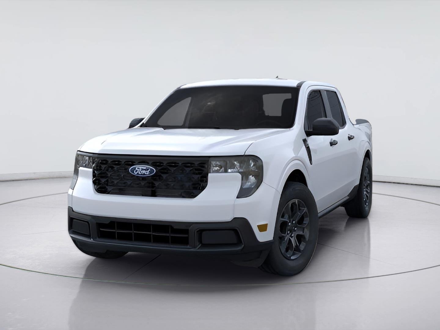 New 2026 Oxford White Ford XLT image 2
