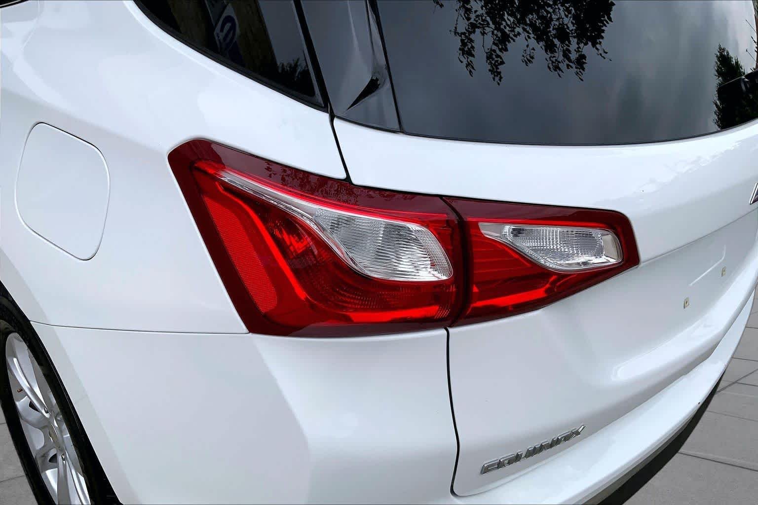 Used 2019 Summit White Chevrolet LT image 23