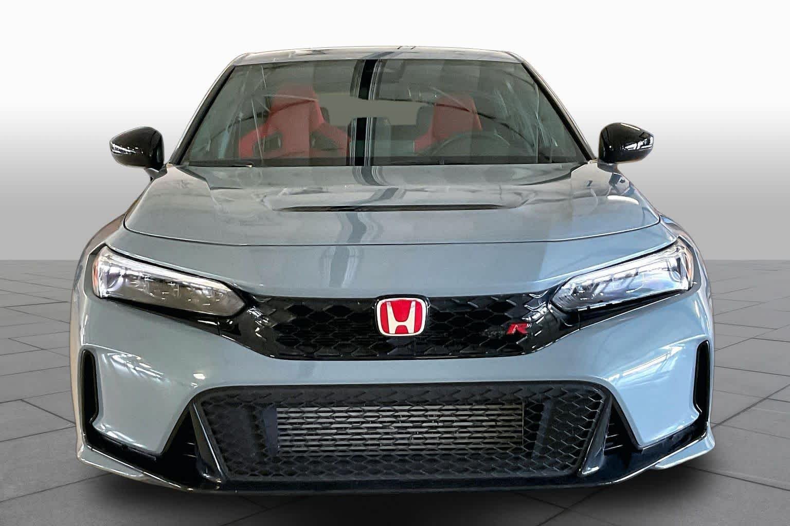 Used 2024 Sonic Gray Pearl Honda  image 3