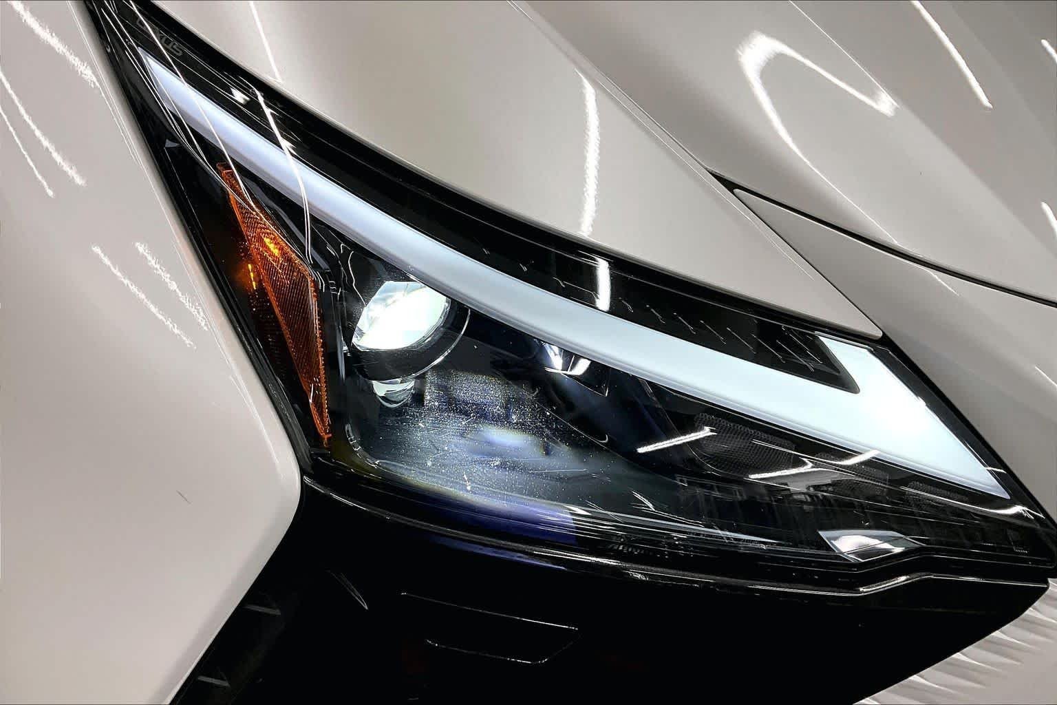 Certified Used 2023 EMINENT WHITE PEARL Lexus Luxury image 27